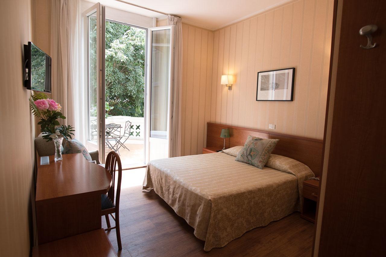 Hotel Villa Delle Rose Rome Exterior photo